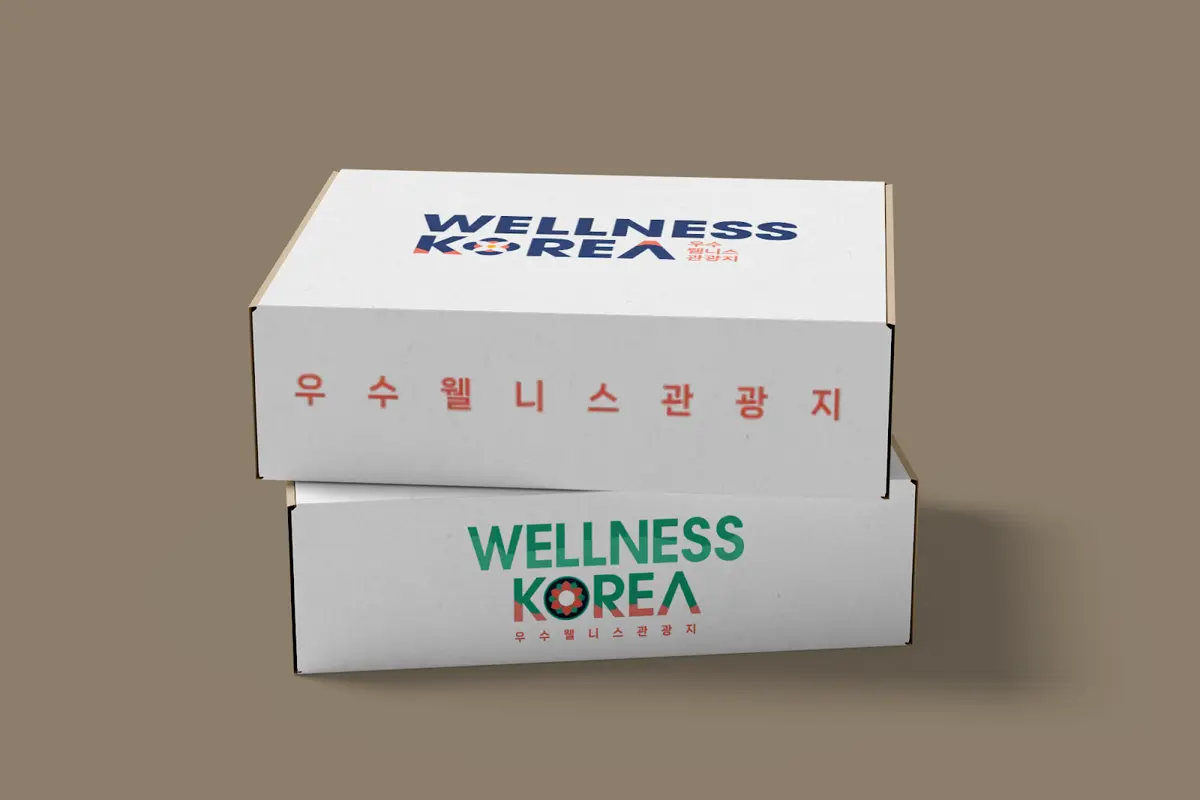 이커머스 기업 택배 패키지 디자인과 컬러 버전 구성, 퍼스트디자인 인천지사 디자인